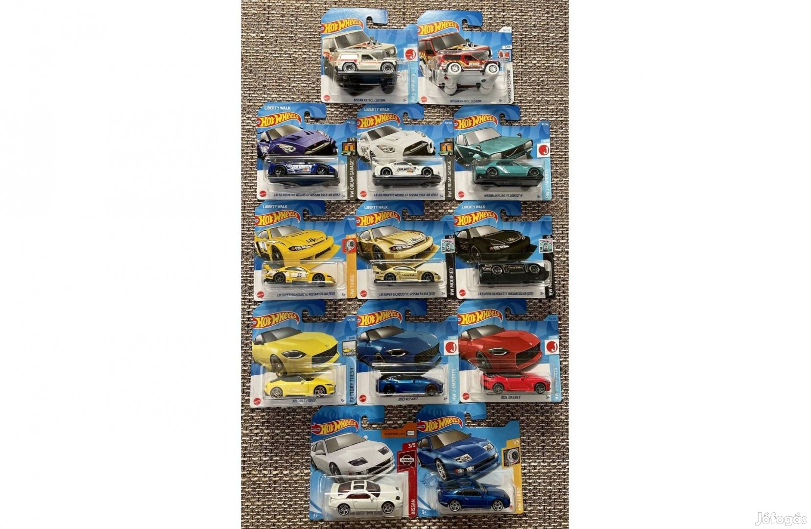 HW Hot Wheels Nissan