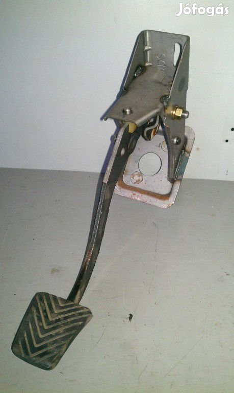 HYUNDAI ELANTRA PEDAL-CLUTCH eladó