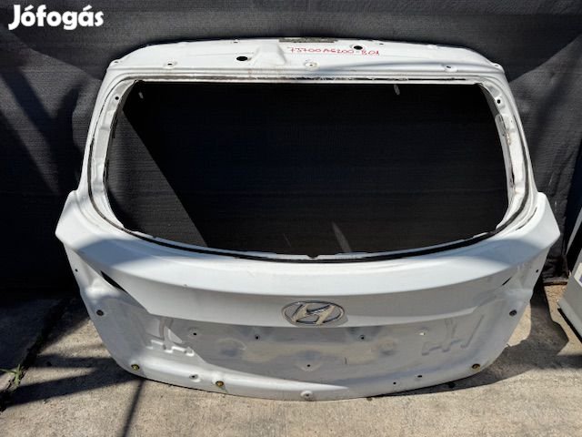 HYUNDAI I30 CSOMAGTÉRAJTÓ eladó