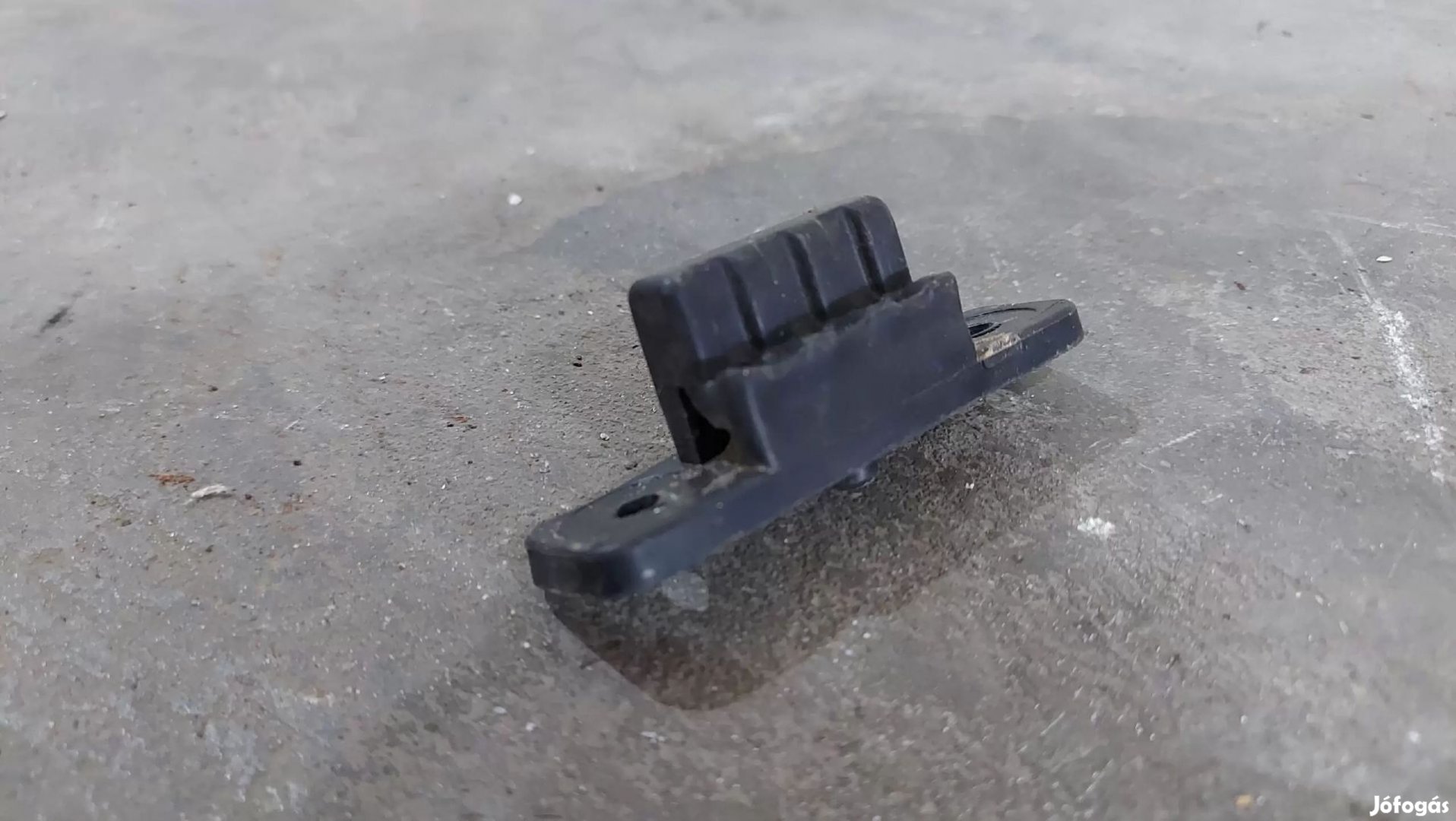 HYUNDAI I30 KIA Ceed Ceed 12- Csomagtartó műanyag ütköző