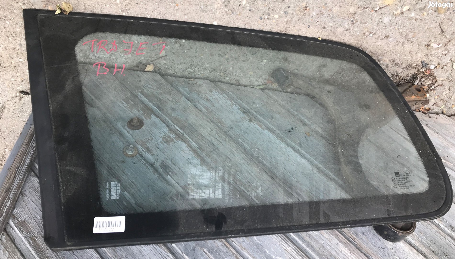 HYUNDAI TRAJET FIX ÜVEG eladó