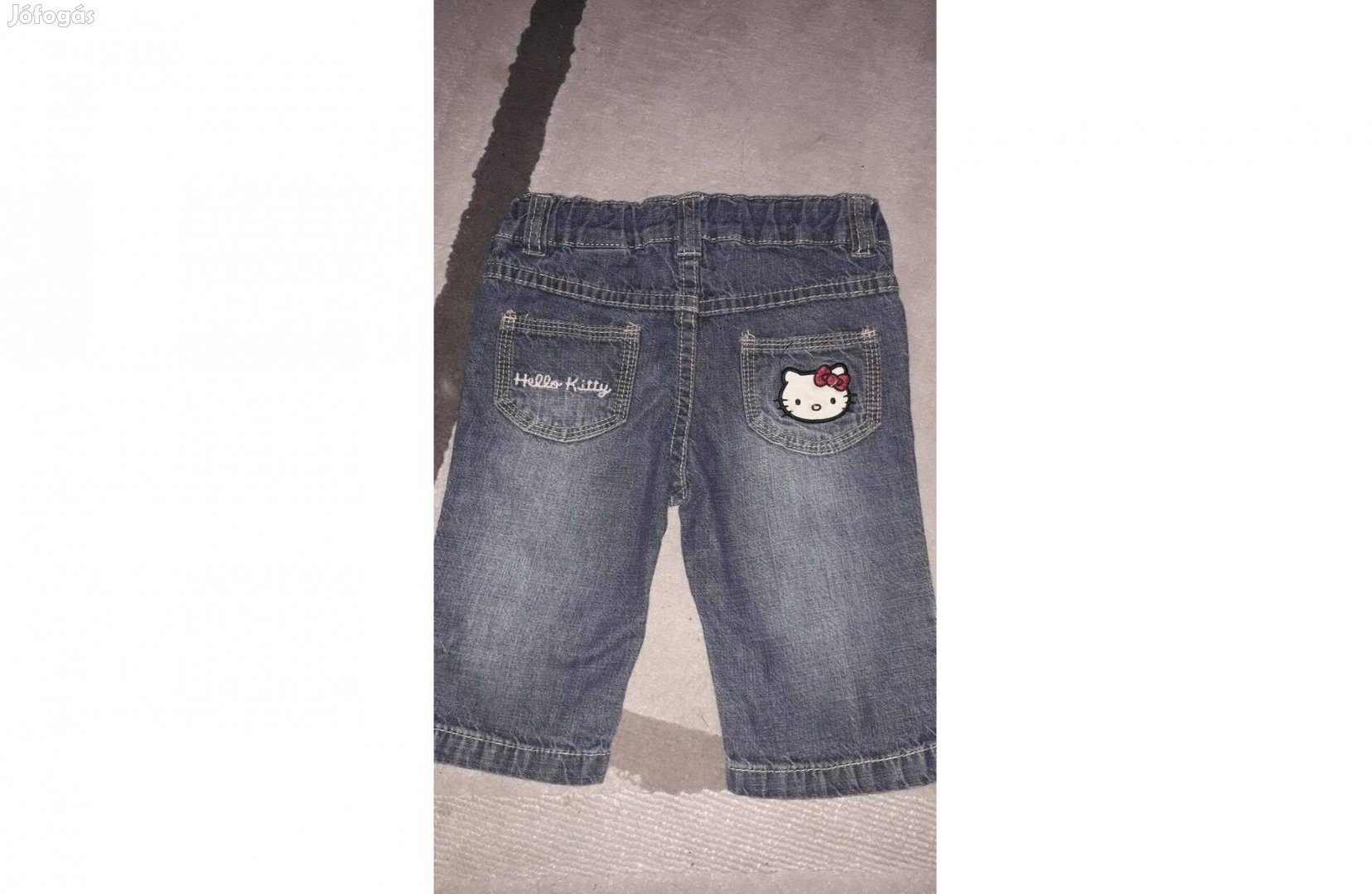 H&M Hello Kitty farmer kislány rövid nadrág újszerű állapot 4 év