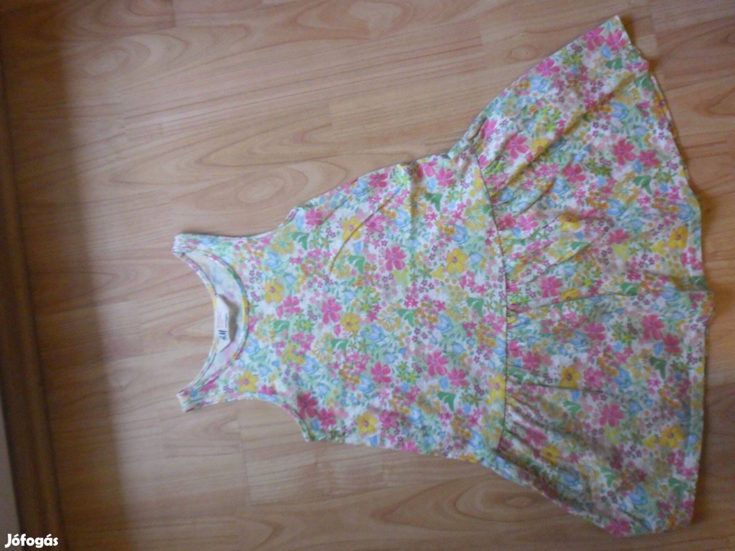 H&M Virágos pamut ruha 4-6 éves kislánya. Hossza:59cm. mellbőség:28cm