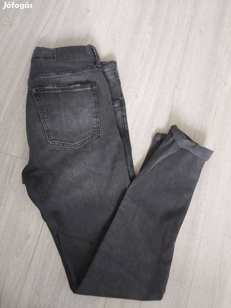 H&M csőszárú férfi farmer 32