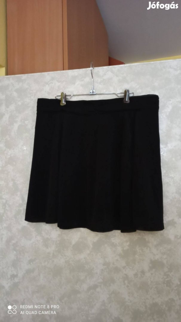 H&M fekete lenge, loknis aljú muszlin szoknya