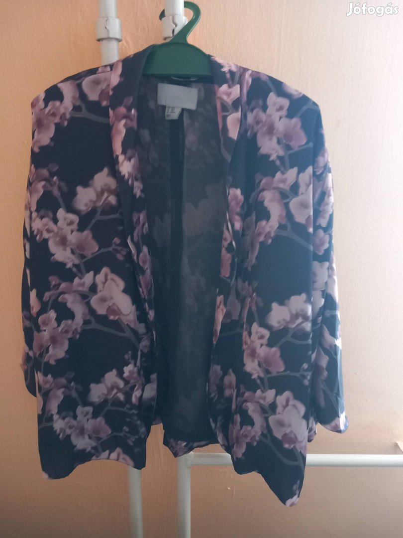 H &M márkájú szép virágmintás selyem kimonó