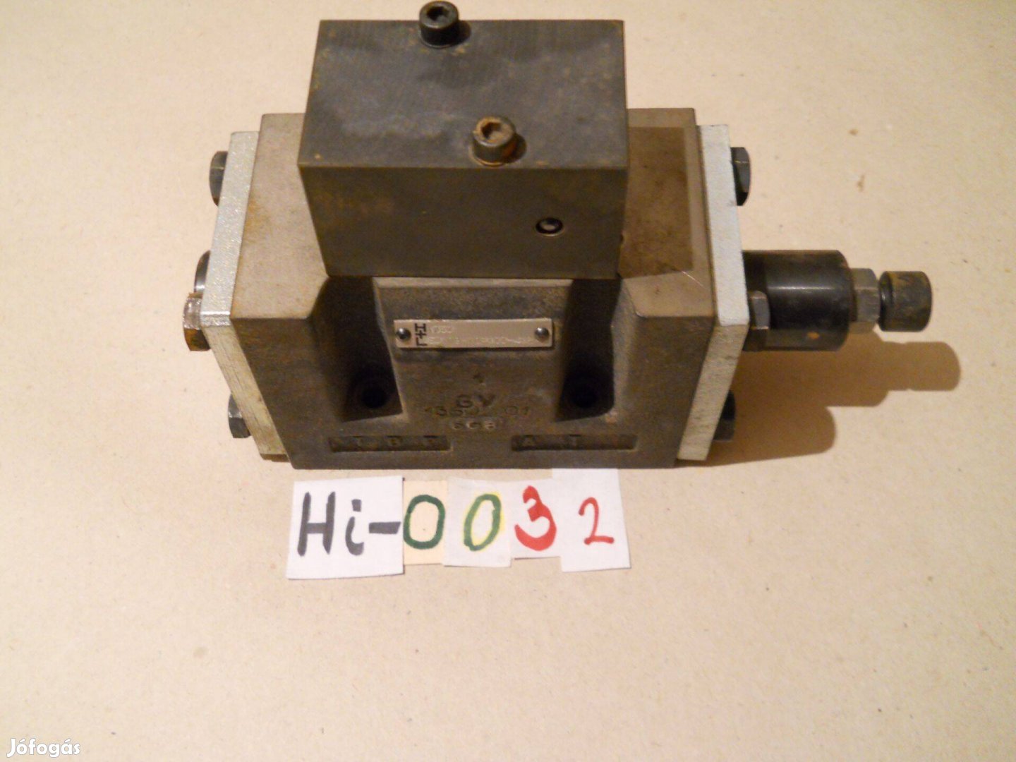 H + L 1360 jelzésű hidraulikus útváltószelep eladó (Hi-0032)
