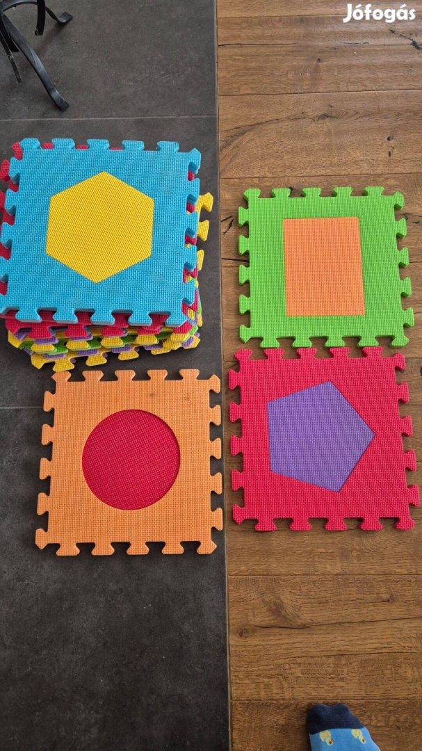 Habszivacs puzzle szőnyeg (16 db)