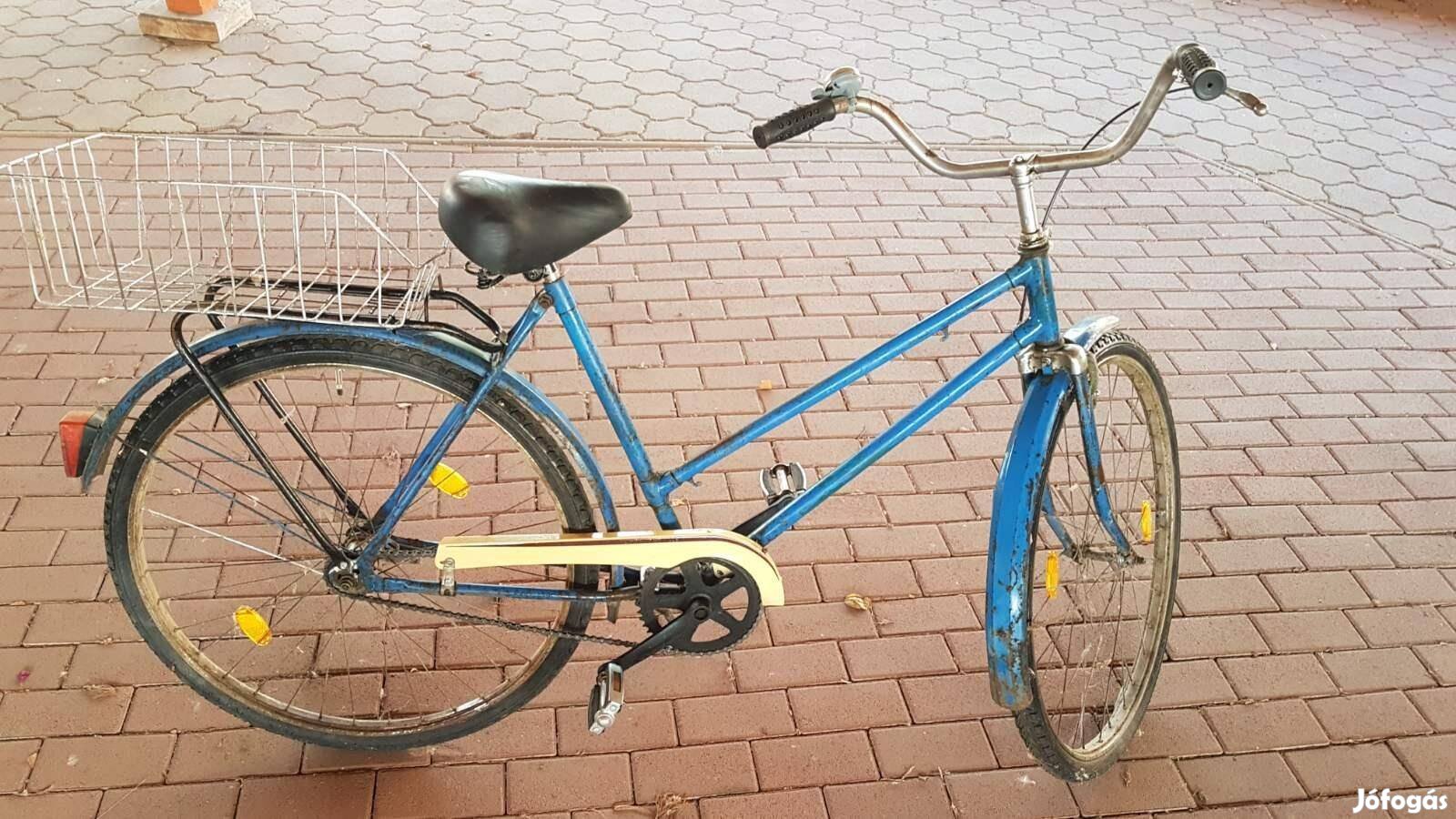 Hagyományos nöi kerékpár