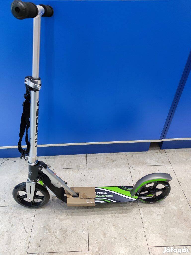 Hagyományos roller Hudora Big Wheel 205 zöld/szürke dobozában