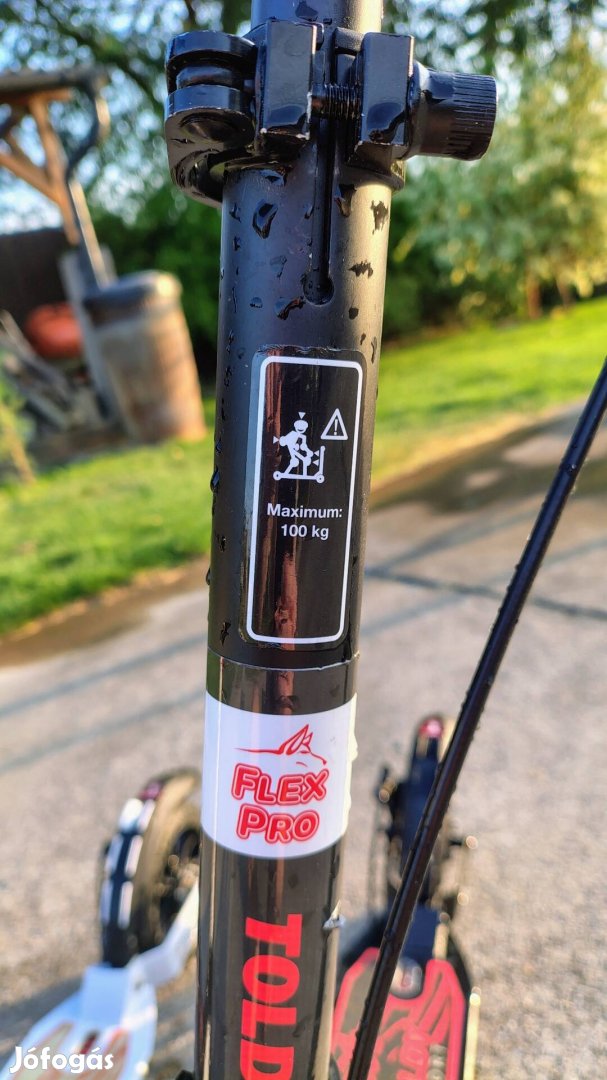 Hagyományos roller felnőtt, gyerek, állítható