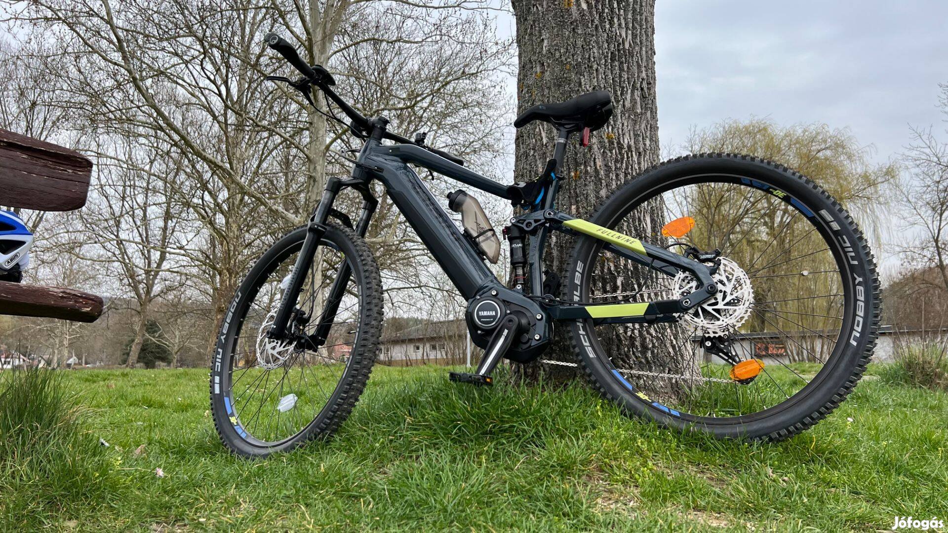 Haibike Fullnine 5 e-bike 44cm 2021 kék sárga