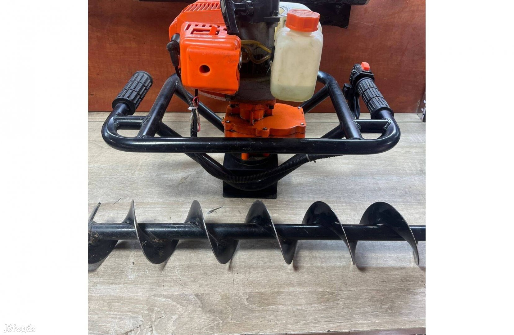 Haina H-1901150 Benzinmotoros talajfúró földfúró, lyukfúró