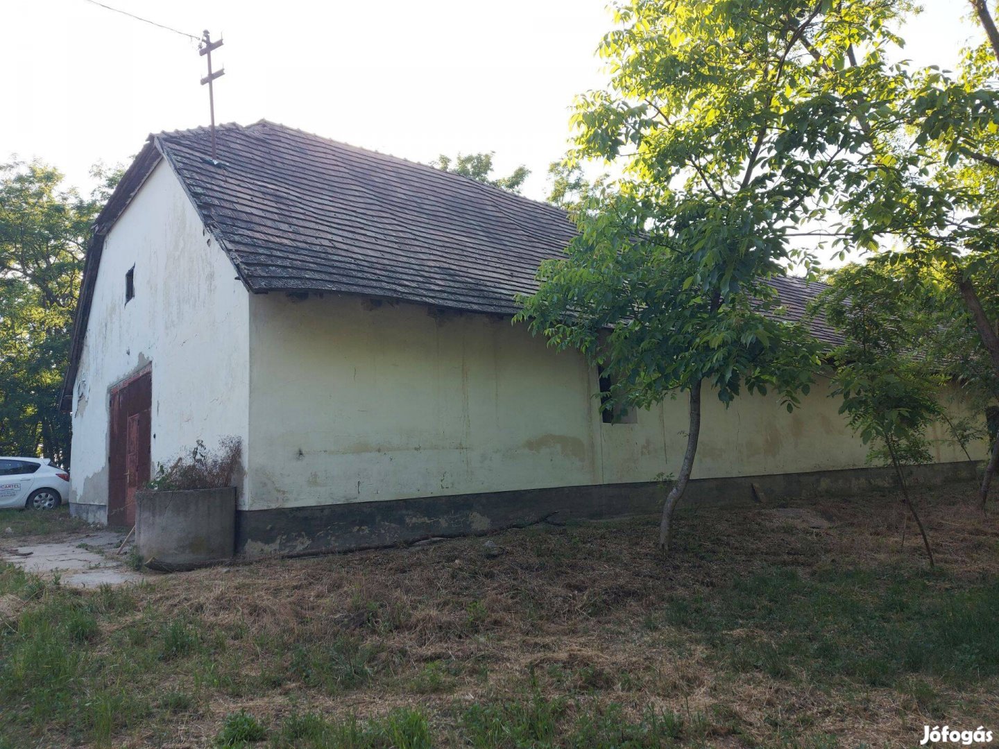 Hajdani magtárépület eladó Bölcskén!