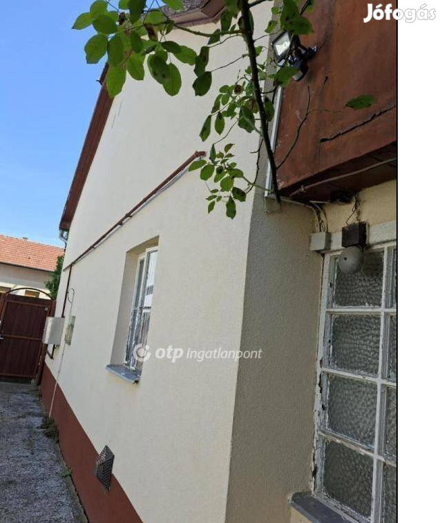 Hajdúböszörményi 80 nm-es ház eladó 5147398