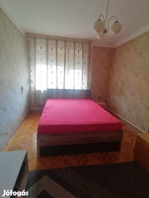 Hajdúhadház családi ház eladó