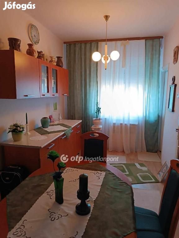 Hajdúhadházi eladó 187 nm-es ház