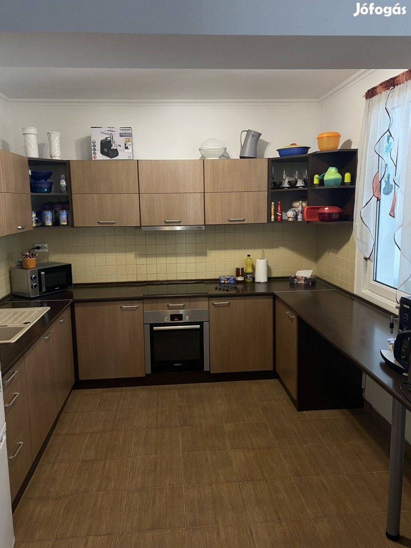 Hajdúsámson-Sámsonkert központjában könnyűszerkezetes 4