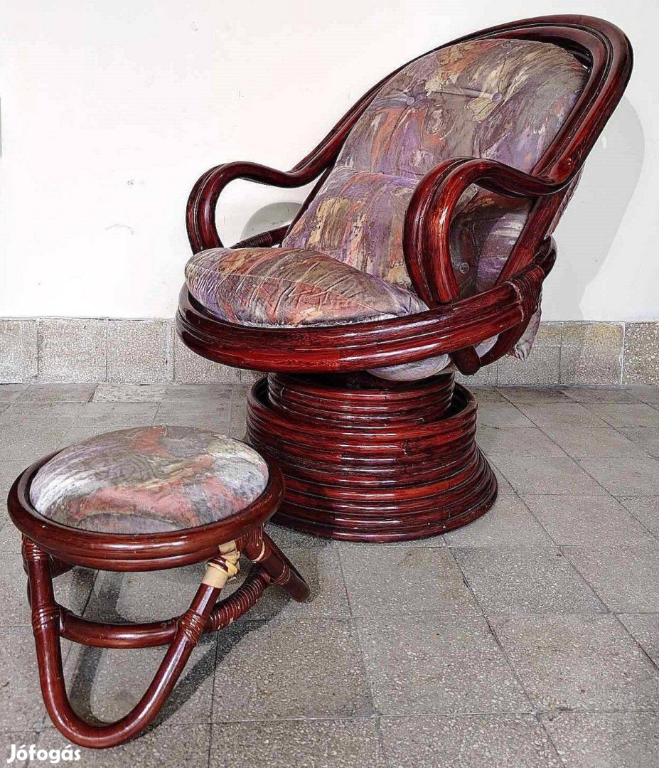 Hajlított nád fotel és zsámoly Rattan, párnázott