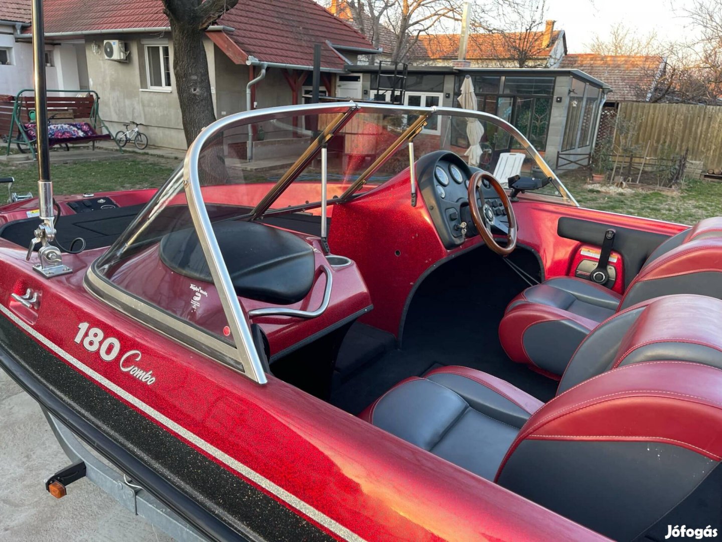 Hajó Motorcsónak Bassboat