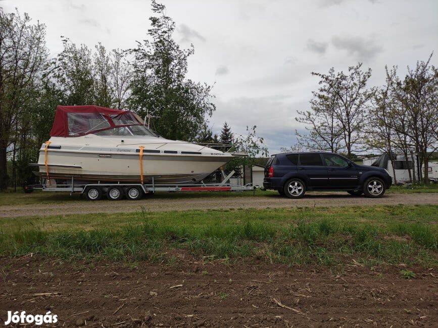 Hajó / motorcsónak ,Diesel ,Turahajó !