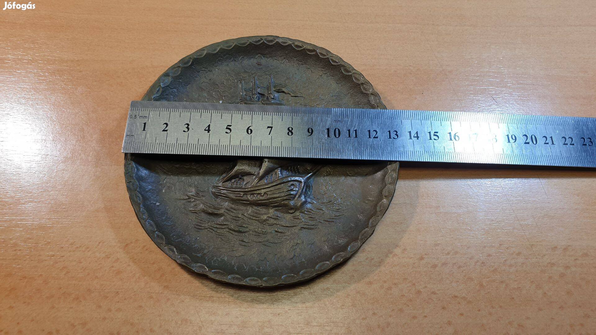 Hajós bronz dombormű tál, falidísz eladó