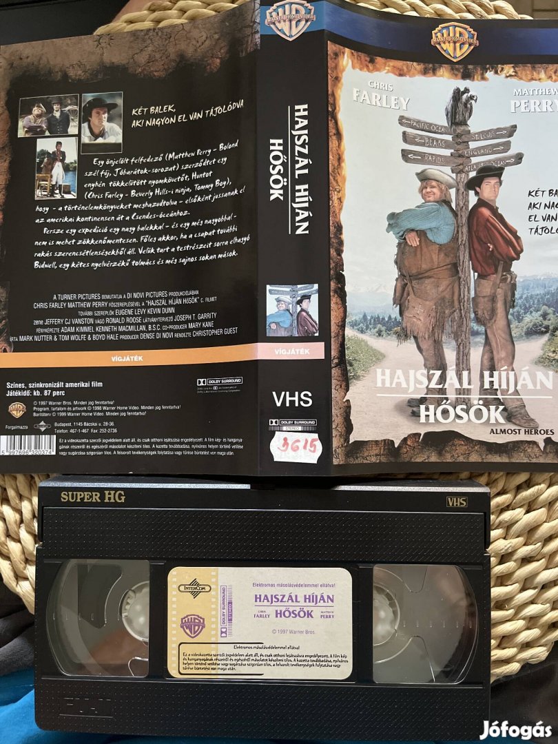 Hajszál hiján hősök vhs