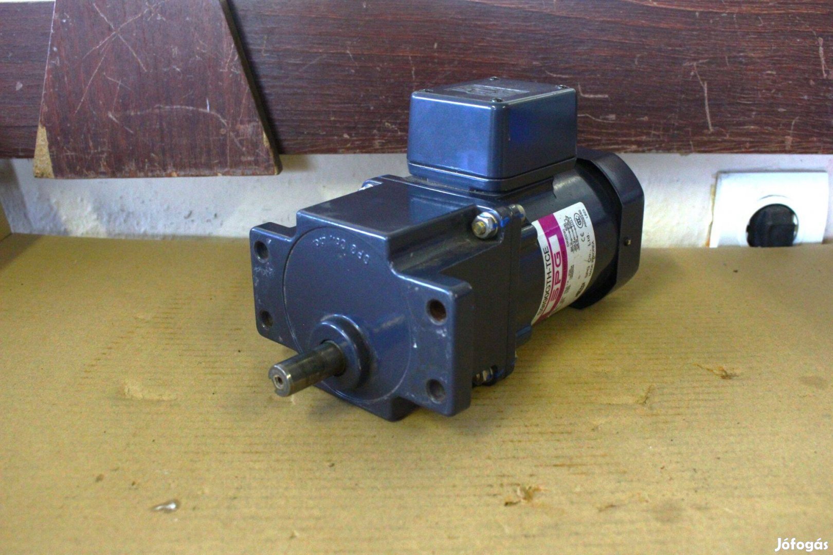 Hajtóműves villanymotor 3*220Vac SPG ( 6950 )