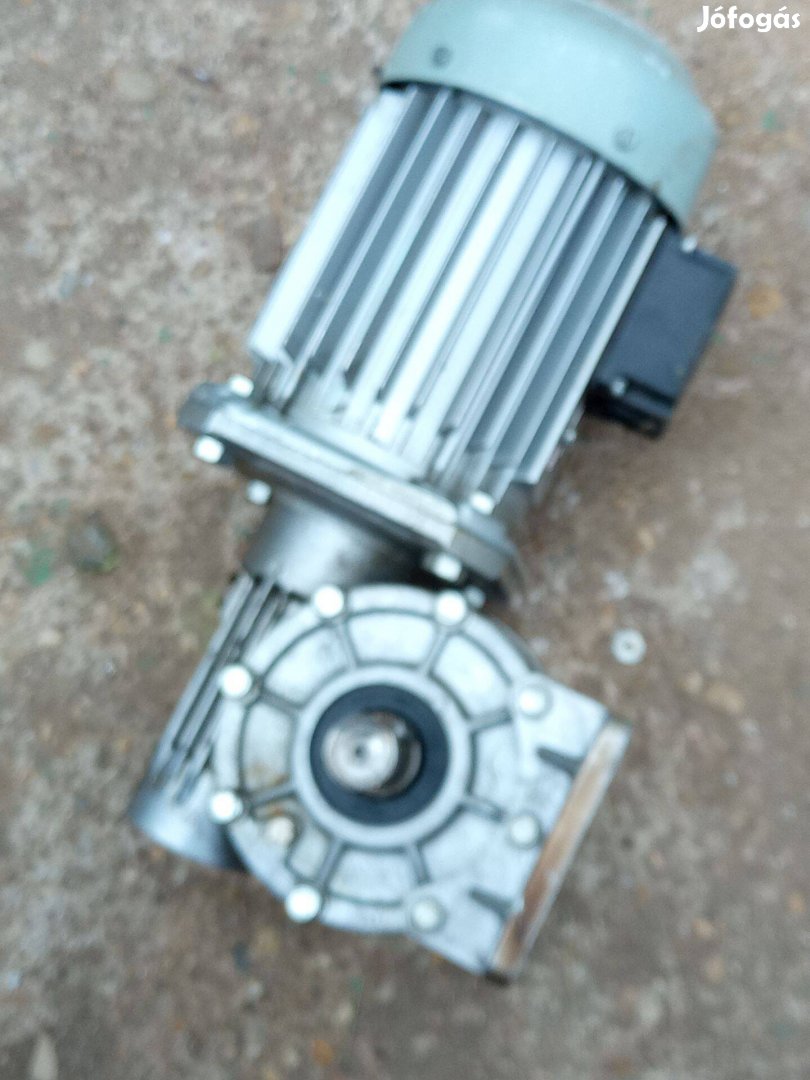 Hajtóműves villanymotor
