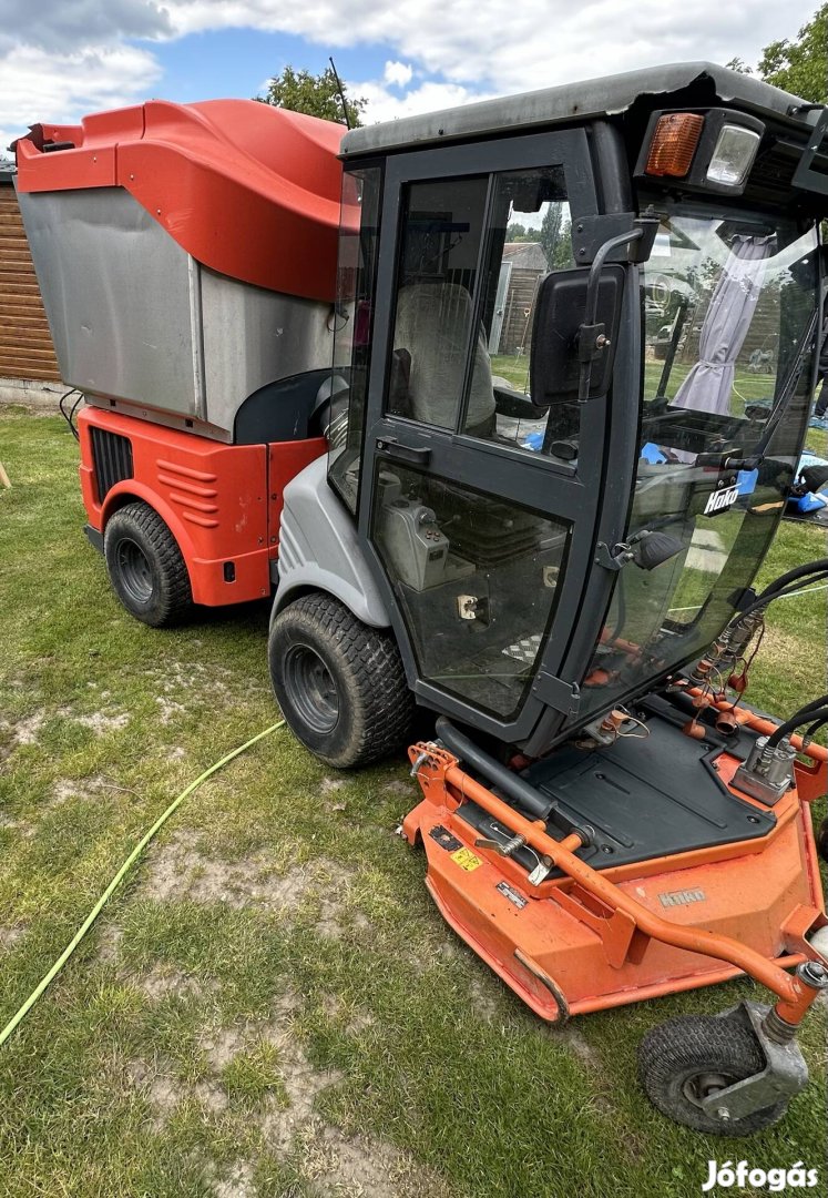 Hako CM1200 fűnyíró traktor