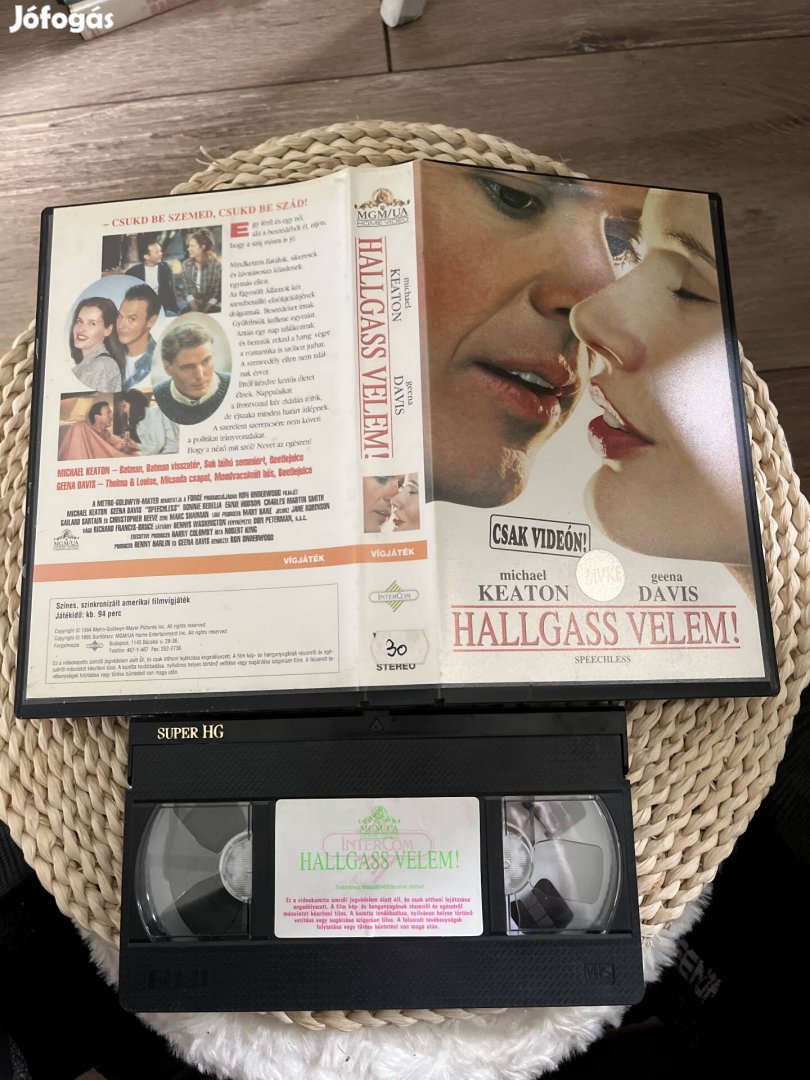 Hallgass velem vhs film