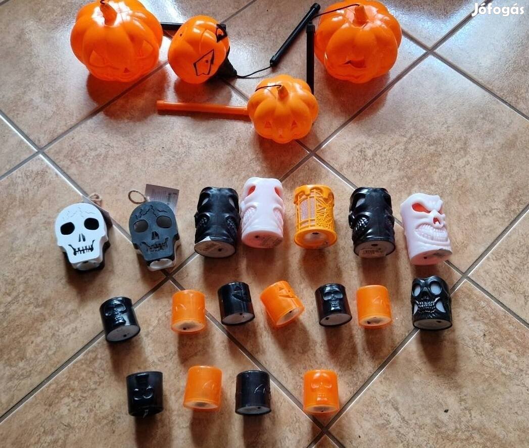 Halloweeni nevető, világító lampionok, elemes mécsesek