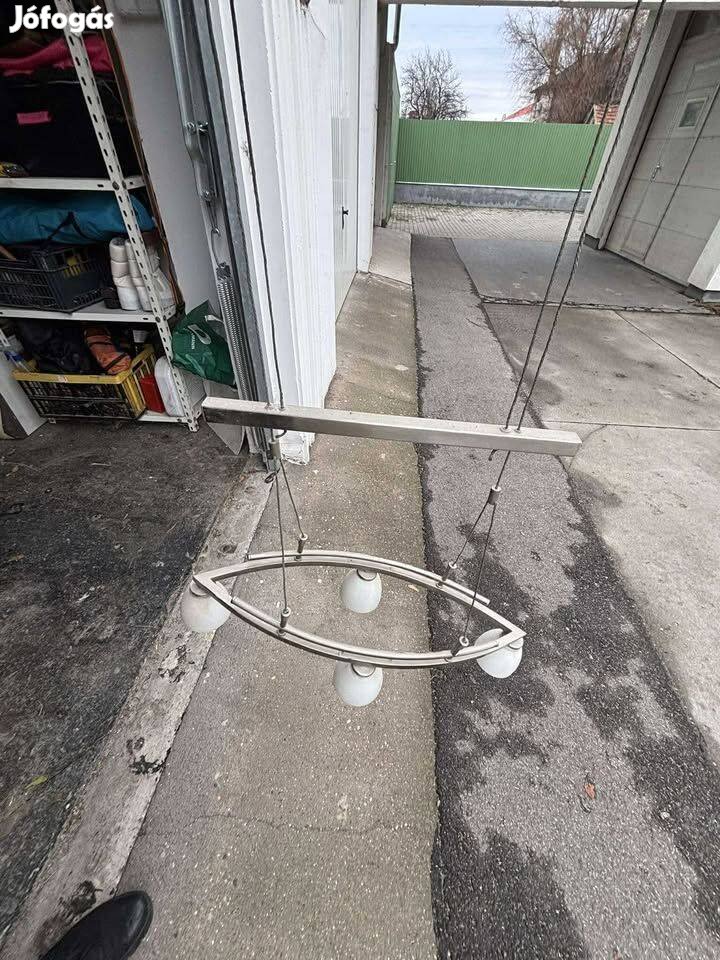 Halogén csillár -matt króm