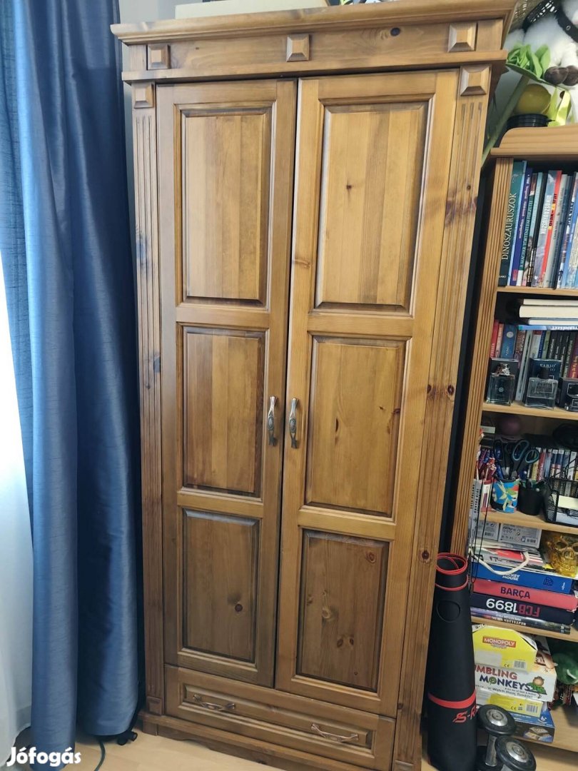 Hálószobabútor íróasztallal