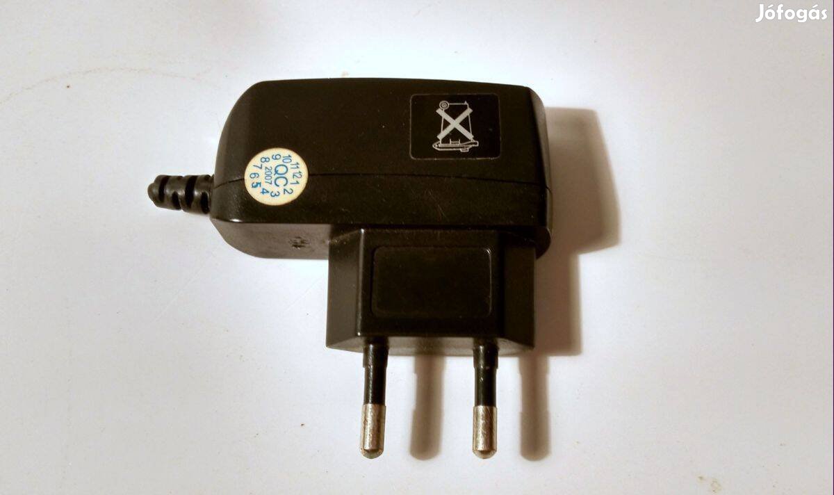 Hálózati Táp (TC-004EA) 4.5V-12V (2007) sérült, teszteletlen