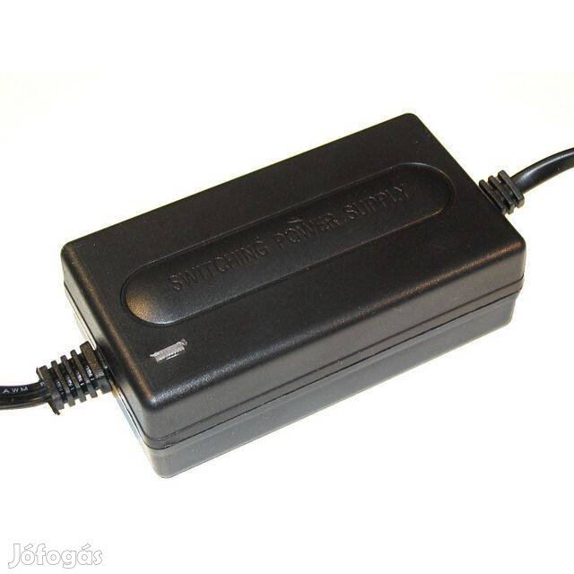 Hálózati Tápegység 12V 2A pl LED Szalag Táp 24W ()