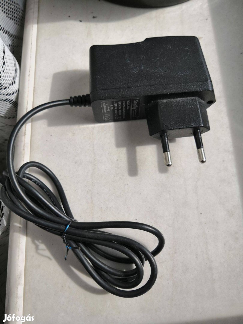 Hálózati adapter 2 A,