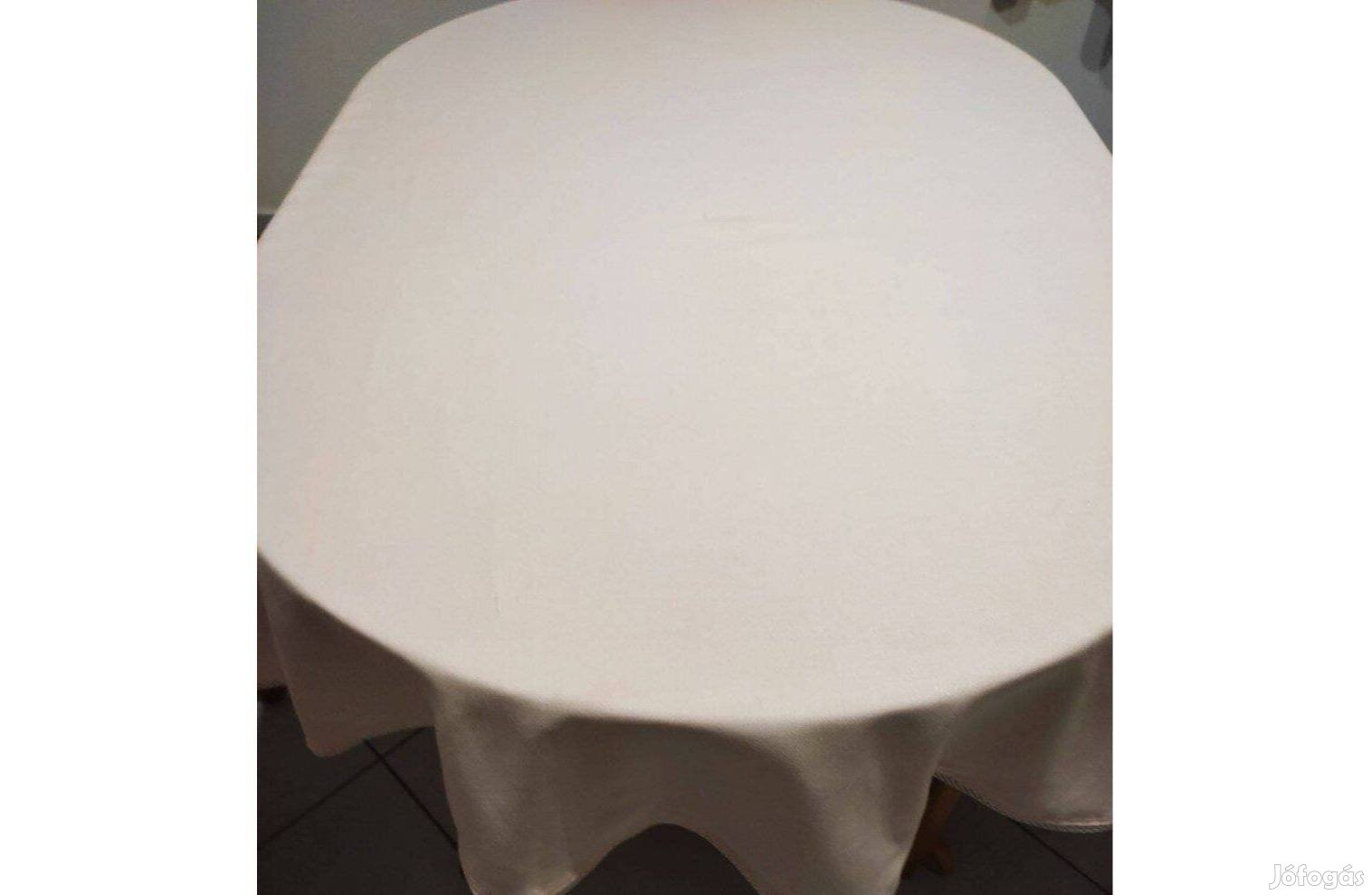 Halvány rózsaszín ovális asztalterítő eladó 220 cm