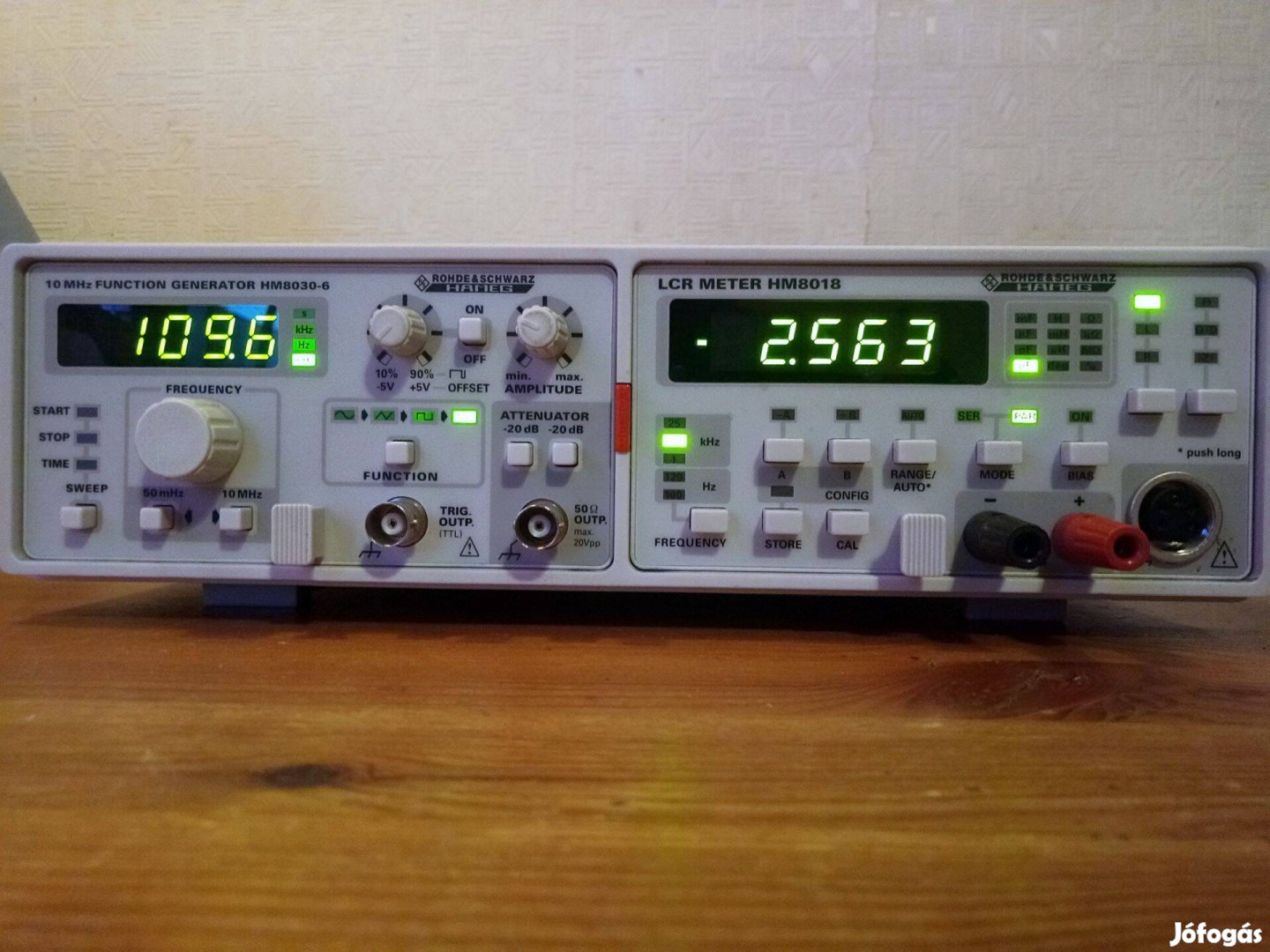 Hameg HM8030-6 10MHz funkciógenerátor+ HM8018 LCR Meter-Dual mainframe