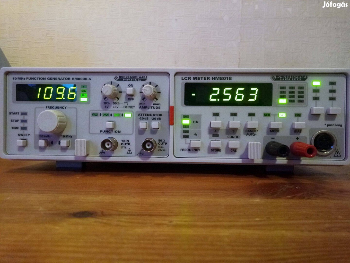 Hameg HM8030-6 10MHz funkciógenerátor+ HM8018 LCR Meter-Dual mainframe