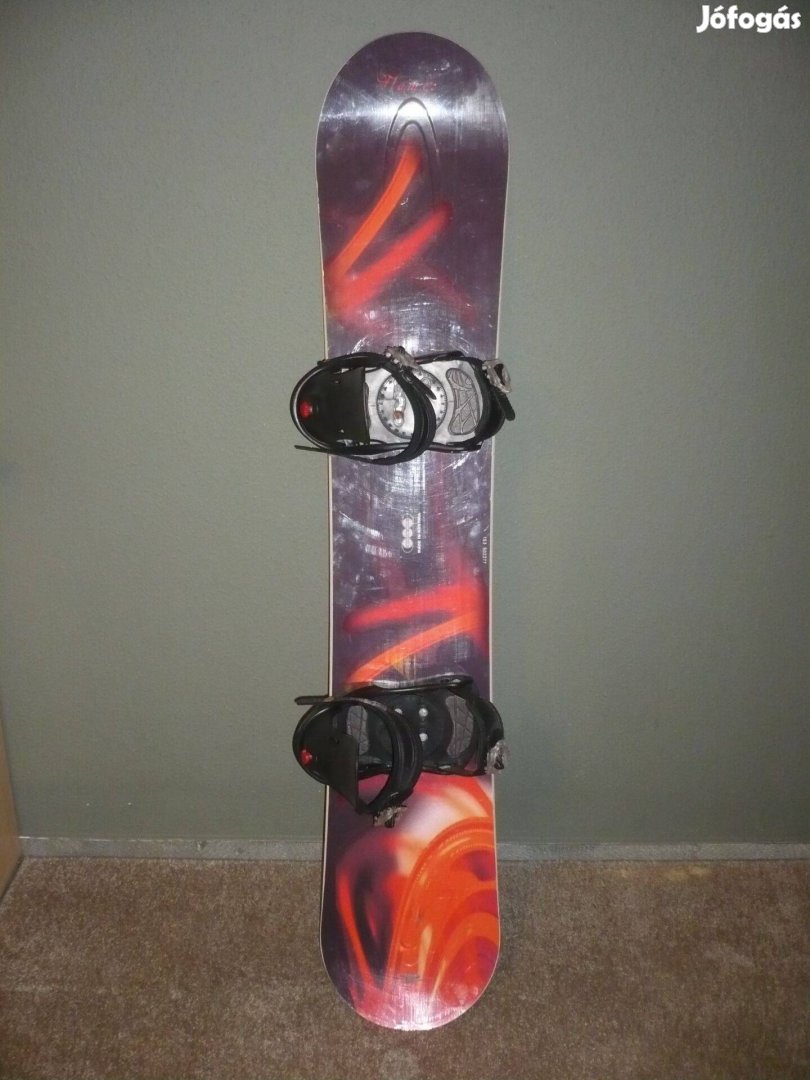 Hamer 153, freeride snowboard kötéssel