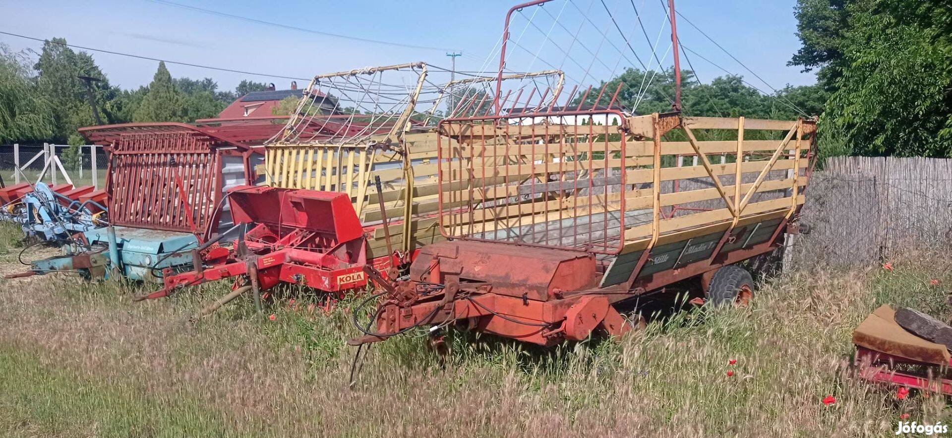 Hamszer pótkocsi rendfelszedő traktorhoz