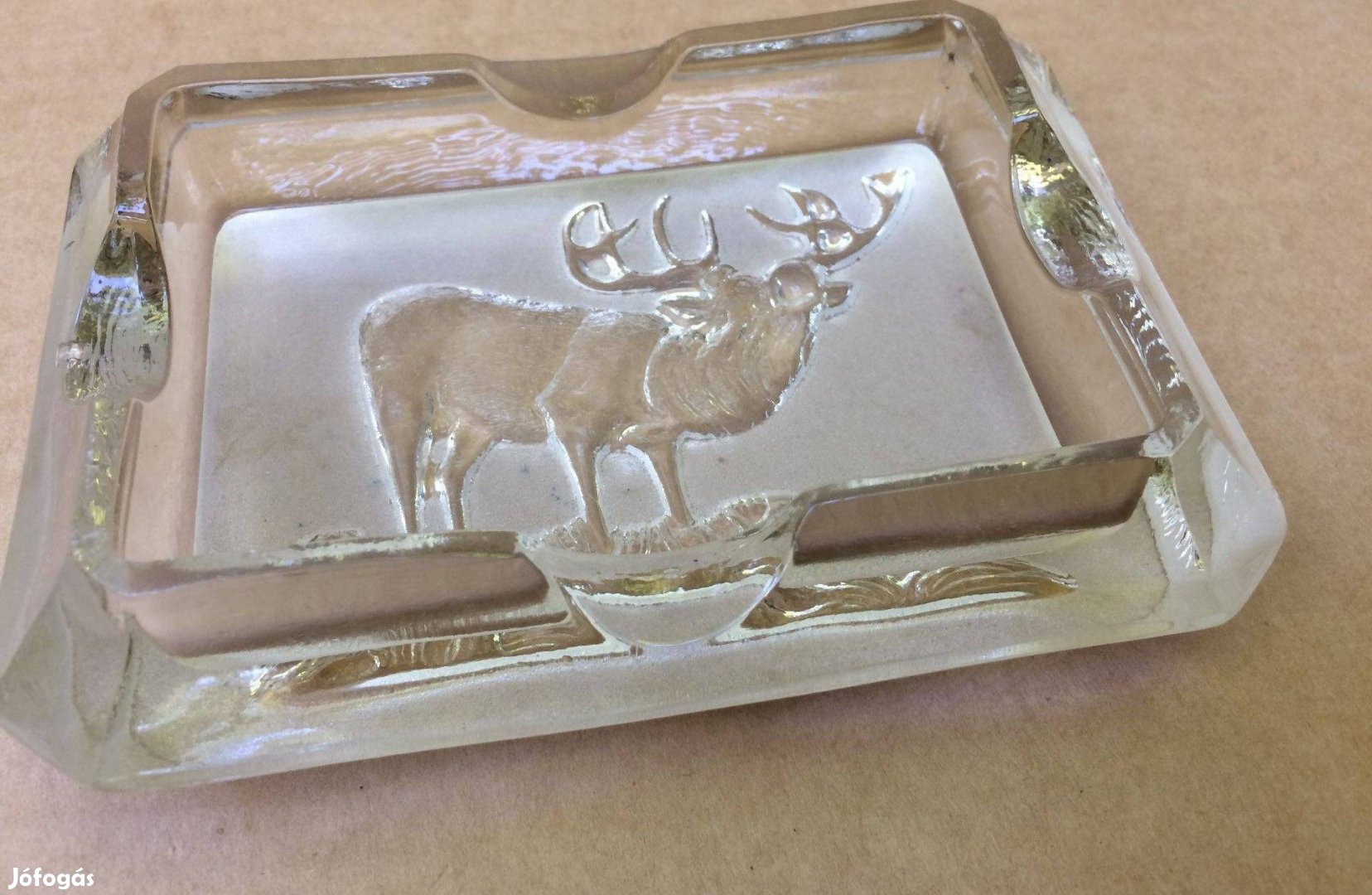 Hamutál hamuzó üveg szarvasos eladó