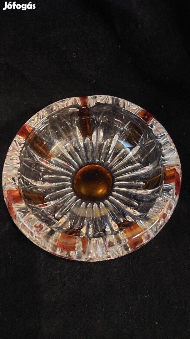 Hamutartó , hamutál