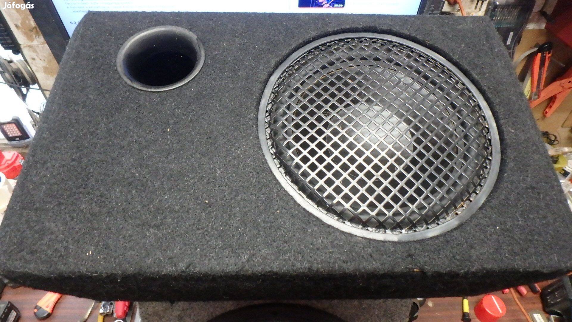 Hangfal 1 db 350 W RMS