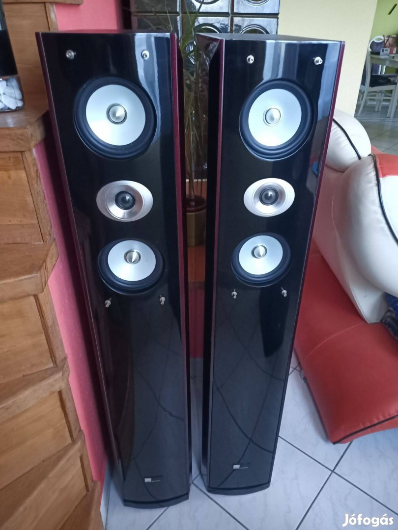 Hangfal Pure Acoustics