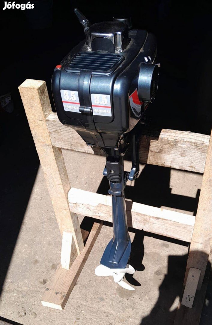 Hangkai csónakmotor
