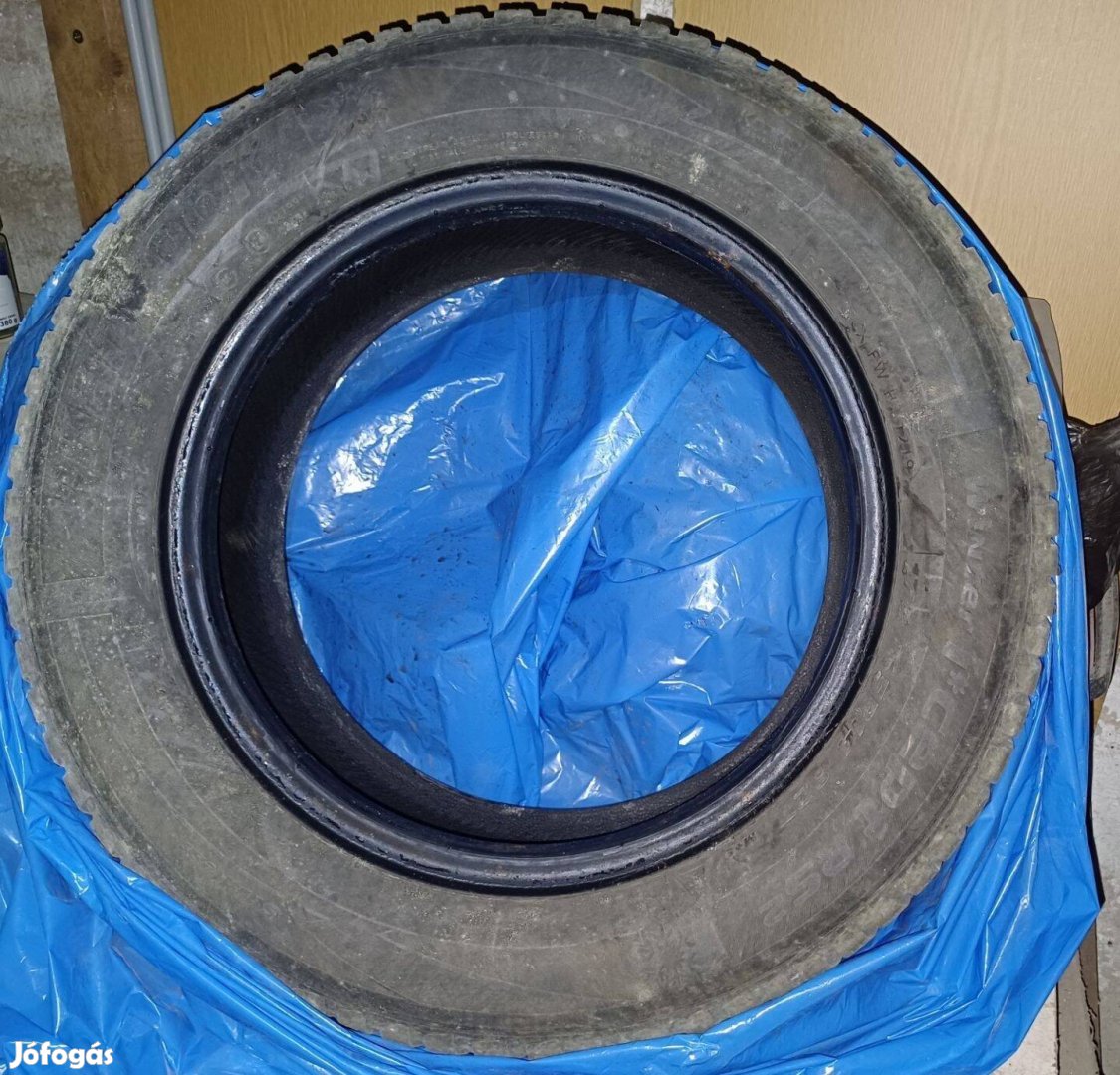 Hangkook 175/55 R14 teli gumiabroncs