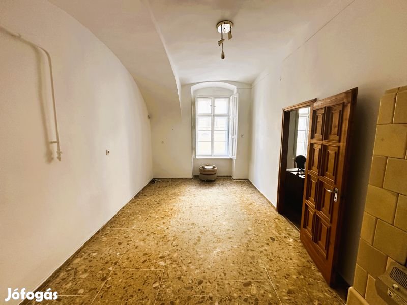 Hangulatos belvárosi lakás a Dzsámi szomszédságában