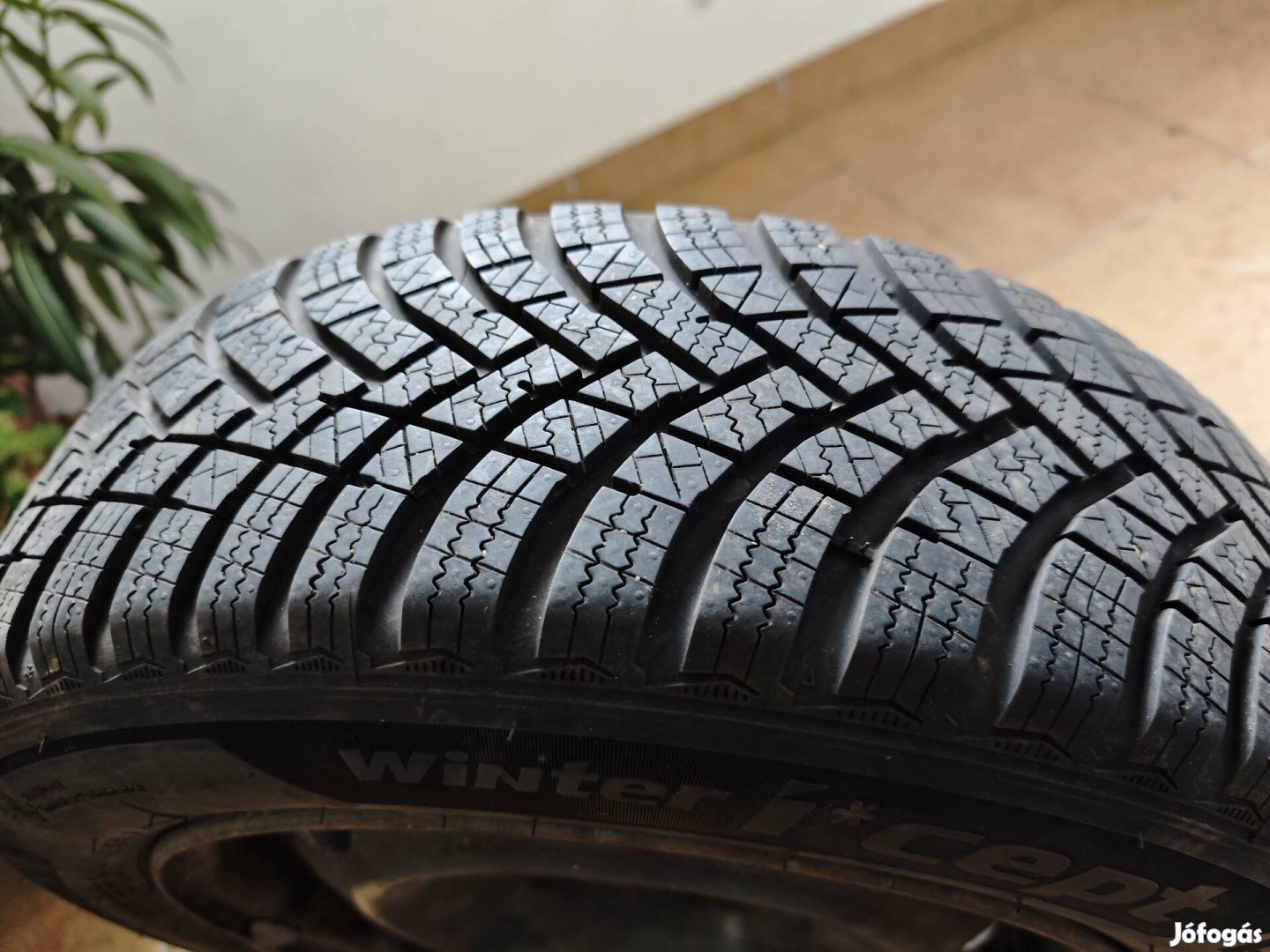 Hankook 165/65/R14 felnis téli gumi 